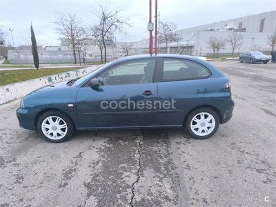 Usado Seat Ibiza Reference 85 CV (62 kW) 2007 Azul Utilitario