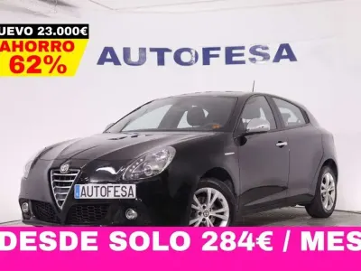 Usado Alfa Romeo Giulietta Distinctive 105 CV (77 kW) 2015 Negro Utilitario