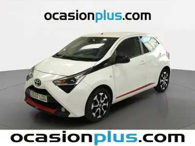 Usado Toyota Aygo X-play 72 CV (52 kW) 2019 Blanco Utilitario