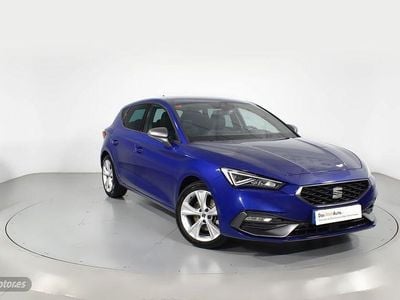 Azul Usado 2021 Seat Leon FR Berlina | 20.400 € (Precio justo)