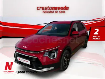 Usado Kia Niro 141 CV (103 kW) 2024 Rojo SUV