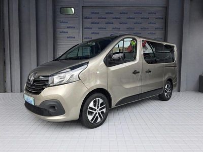 Begagnad Renault Trafic LIMITED 120 HK (88 kW) 2019 Beige Minibuss
