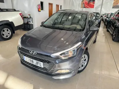 Occasion Hyundai i20 85 ch (62 kW) 2015 Gris Citadine