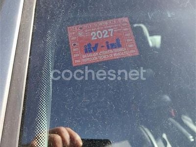 Usado VW Passat Highline 130 CV (95 kW) 2003 Gris / plata Berlina