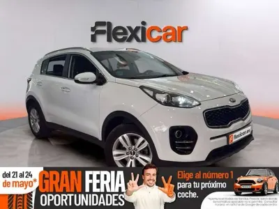 Usado Kia Sportage 132 CV (97 kW) 2018 Blanco SUV