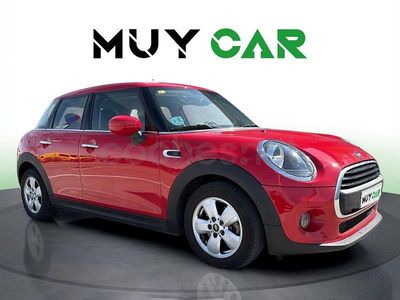 Usado Mini ONE 102 CV (75 kW) 2020 Rojo Utilitario