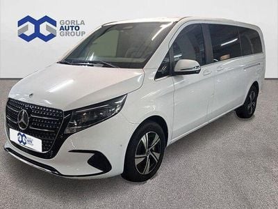 Blanco Usado 2024 Mercedes V220 Avantgarde Monovolumen | 84.490 €
