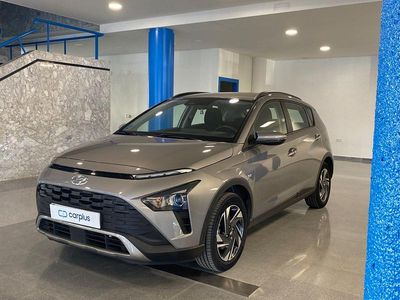 Usado Hyundai Bayon 100 CV (73 kW) 2022 Aurora grey (mica) SUV
