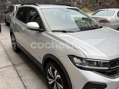 Gris / plata Usado 2024 VW T-Cross SUV | 19.999 € (Precio justo)