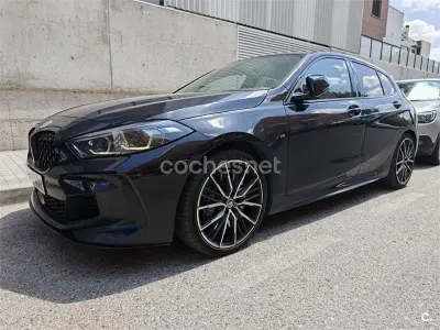 Usado BMW M135 Comfort Edition 306 CV (225 kW) 2021 Negro Utilitario