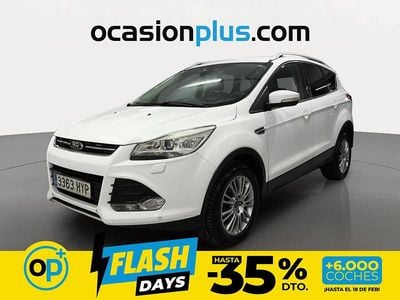 Usado Ford Kuga Titanium 140 CV (102 kW) 2014 Blanco SUV