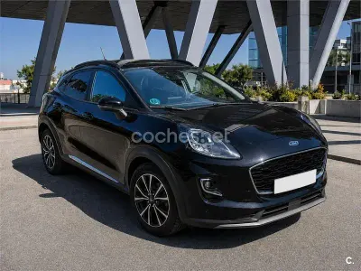 Usado Ford Puma Titanium 125 CV (91 kW) 2022 Negro SUV
