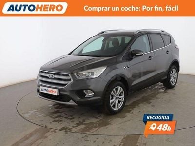 Usado Ford Kuga Trend 120 CV (88 kW) 2019 Gris / plata SUV