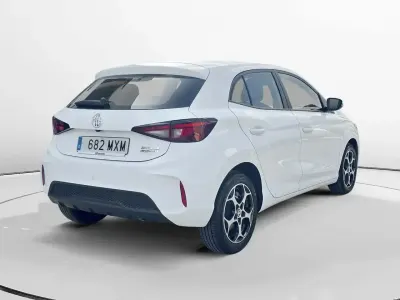 Usado MG MG3 Comfort 195 HP (143 kW) 2024 Branco Citadino