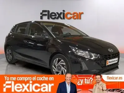 Usado Hyundai i20 100 CV (73 kW) 2024 Negro Utilitario