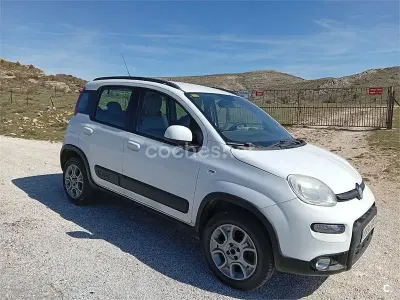 Usado Fiat Panda 4x4 75 CV (55 kW) 2014 Blanco Utilitario