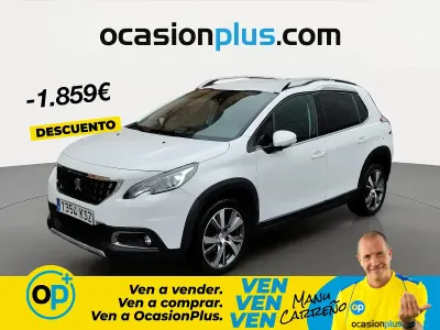 Usado Peugeot 2008 Allure 120 CV (88 kW) 2019 Blanco SUV