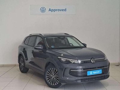 Usado VW Tiguan Life 150 CV (110 kW) 2024 Gris SUV