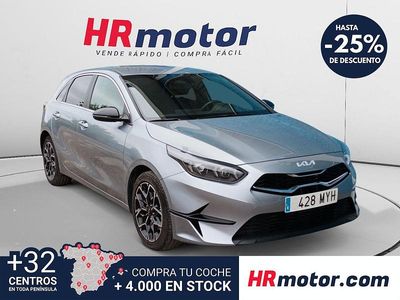 Usado Kia Ceed Style 101 CV (74 kW) 2025 Gris Utilitario