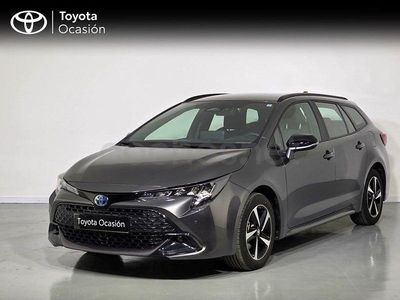 Usado Toyota Corolla Active 140 CV (102 kW) 2025 Gris / plata Familiar