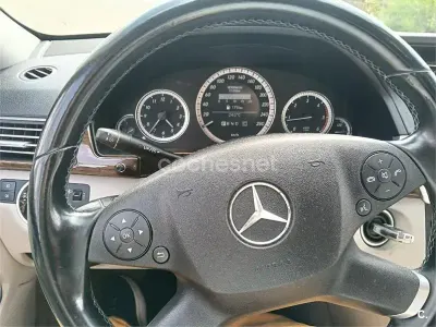 Usado Mercedes E220 Avantgarde 170 CV (125 kW) 2010 Marrón Familiar