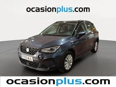 Usado Seat Arona Style 110 CV (80 kW) 2023 Gris SUV