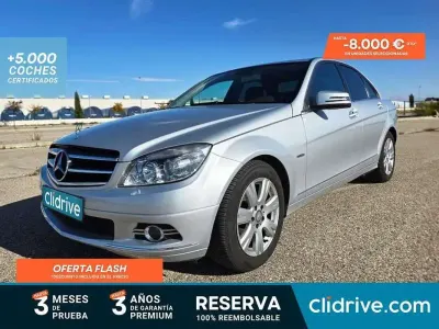 Usado Mercedes C180 Avantgarde 156 CV (114 kW) 2010 Gris Berlina