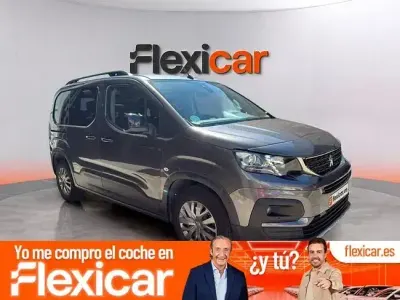 Usado Peugeot Rifter Allure 110 CV (80 kW) 2022 Gris Monovolumen