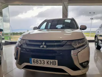 Usado Mitsubishi Outlander P-HEV