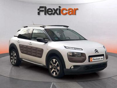 Usado Citroën C4 Feel 100 CV (73 kW) 2017 Blanco Berlina