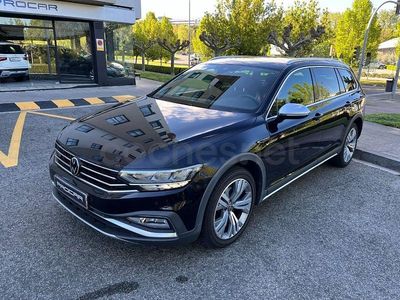 Usado VW Passat Alltrack 200 CV (147 kW) 2021 Negro Familiar