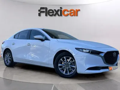 Usado Mazda 3 Prime-Line 140 CV (102 kW) 2025 Blanco Berlina