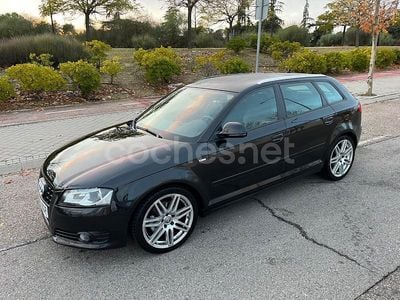 Usado Audi A3 Attraction 160 CV (117 kW) 2009 Negro Berlina