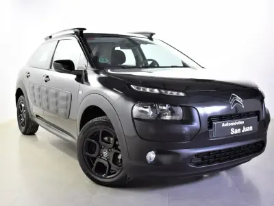 Brugt Citroën C4 Cactus Feel 100 HK (73 kW) 2018 Sort Hatchback