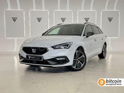 Usado Seat Leon FR 204 CV (150 kW) 2021 Blanco Familiar