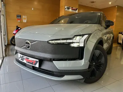 Nuevo Volvo EX30 Ultra 314 kW (428 CV) 2026 Gris SUV