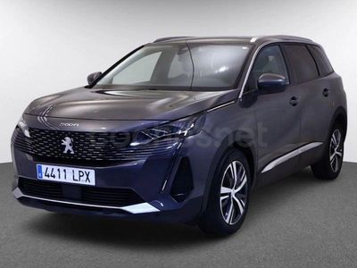 Usado Peugeot 5008 Allure 130 CV (95 kW) 2021 Gris / plata SUV