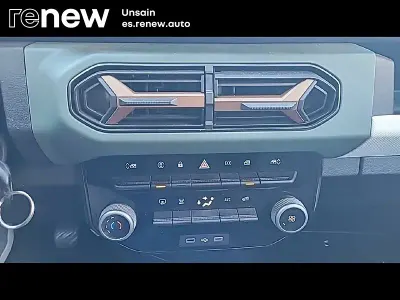 Usado Dacia Spring Extreme 47 kW (65 CV) 2025 Marrón Utilitario