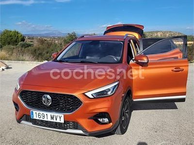Usado MG ZS Luxury 111 CV (81 kW) 2024 Naranja SUV