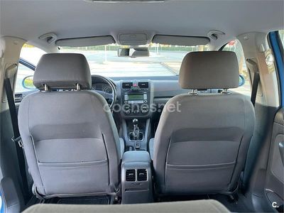 Usado VW Golf IV Trendline 105 CV (77 kW) 2004 Azul Berlina