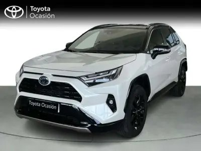 Usado Toyota RAV4 Hybrid Style 218 CV (160 kW) 2025 Blanco SUV