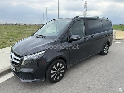 Mercedes V220