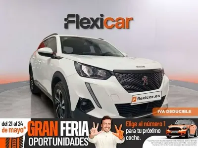 Usado Peugeot 2008 Allure 131 CV (96 kW) 2020 Blanco SUV