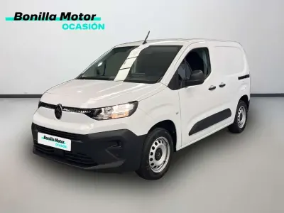 Usado Citroën Berlingo 102 CV (75 kW) 2024 Blanco Monovolumen