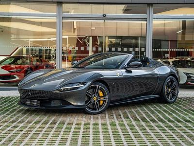 Gris Nuevo 2025 Ferrari Roma Descapotable | 354.000 €