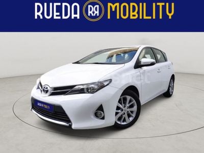 Toyota Auris Hybrid