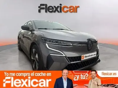 Usado Renault Mégane IV Equilibre 95 kW (130 CV) 2022 Gris
