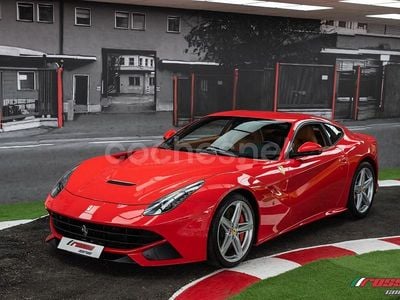 Rojo Usado 2016 Ferrari F12 Coupe | 254.999 €