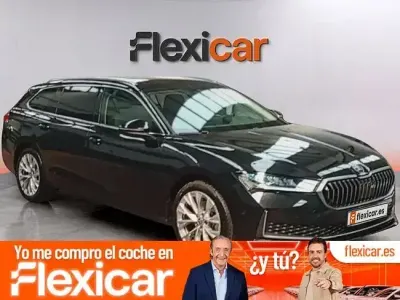 Usado Skoda Superb Selection 150 CV (110 kW) 2024 Negro Familiar
