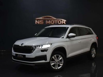 Usado Skoda Kodiaq Ambition 150 CV (110 kW) 2022 Blanco SUV